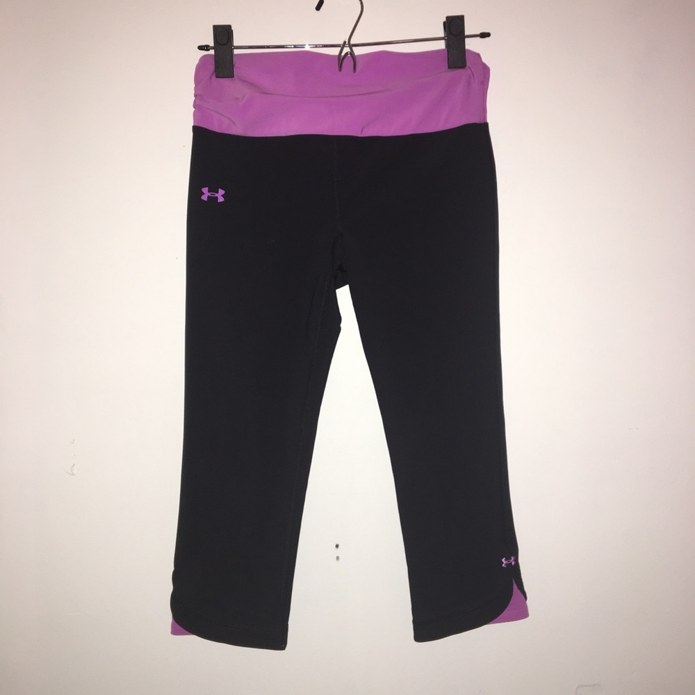 Under Armour Black Cropped leggings
